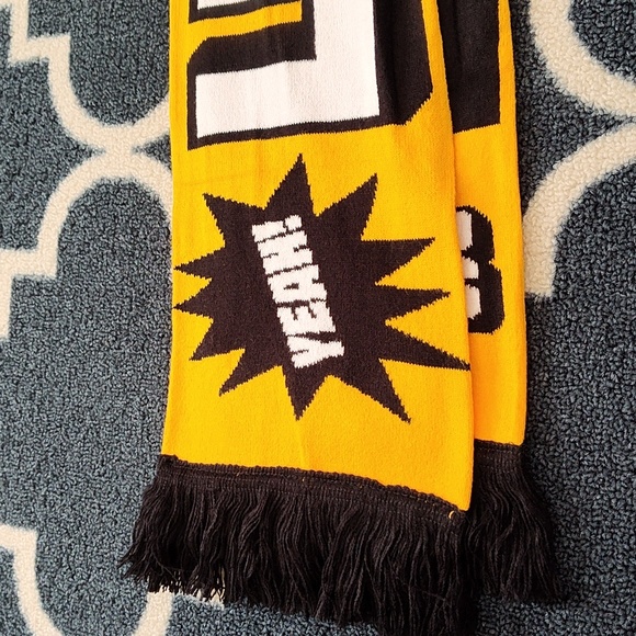 Wilkes-Barre Scranton Penguins Reversible Winter Scarf - AHL Hockey - NW… - Picture 7 of 10